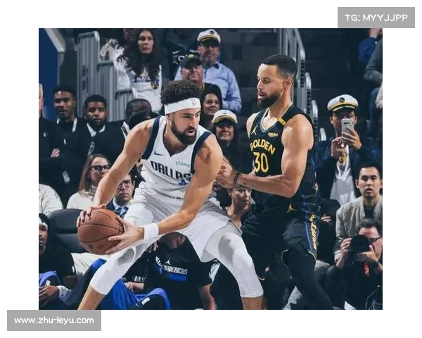 库里连送助攻卢尼强势得分 勇士扩大优势火箭被迫追分